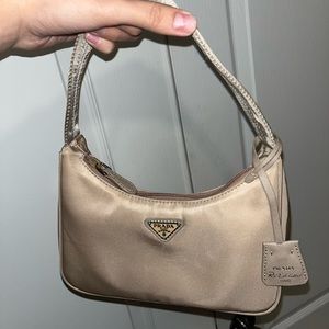 Prada Re-Edition 2000 Nylon Shoulder Bag